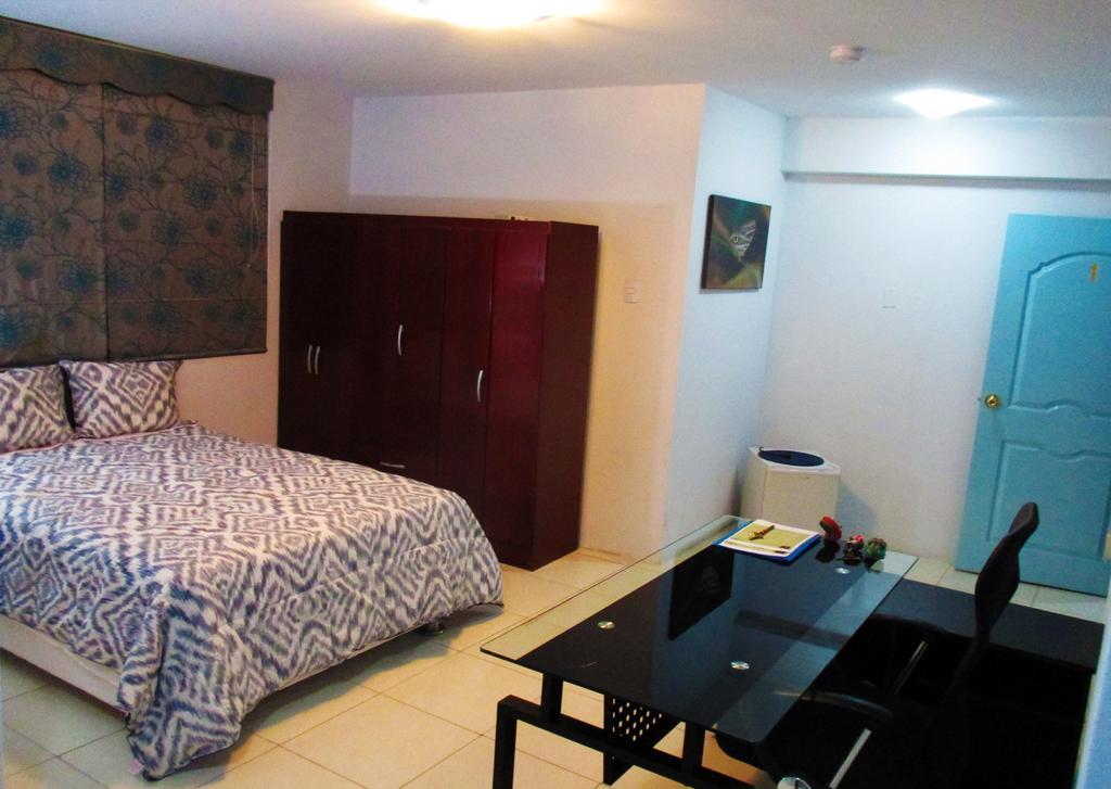 Magicperu Apart Hotel Trujillo Room photo